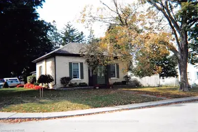 46 Bay Street, Woodstock, On N4s 3r8