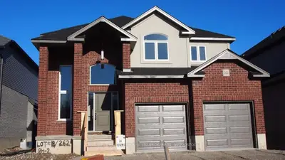 262 Wedgewood Drive Lt18, Woodstock, On N4t 0e2