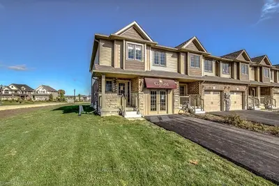 1458 Caen Avenue, Woodstock, On N4t 0j7