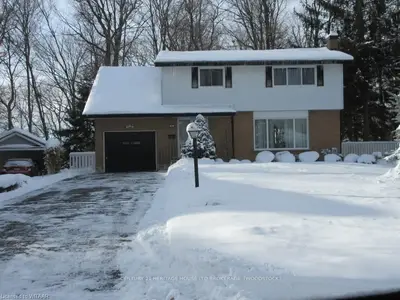 53 Earlscourt Crescent, Woodstock, On N4s 5h2