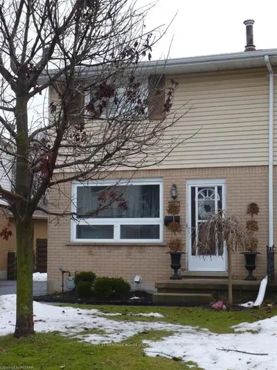 408 Odlum Drive, Woodstock, On N4s 0a7