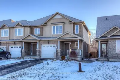 124 Wedgewood Drive, Woodstock, On N4t 0e2