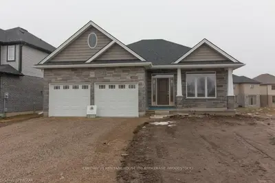 502 Fairway Road, Woodstock, On N4t 0e7