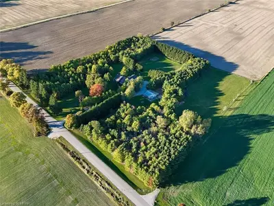 Detached in West Perth