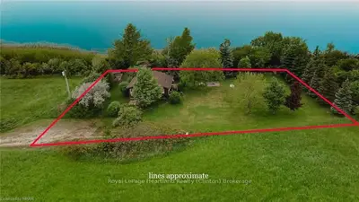 35 Huron Street S, Ashfield-colborne-wawanosh, On N7a 3x9