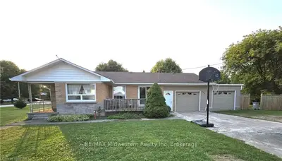 392 BURGESS Street, Huron East, ON N0G 1H0