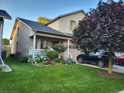 Semi-Detached in Stratford