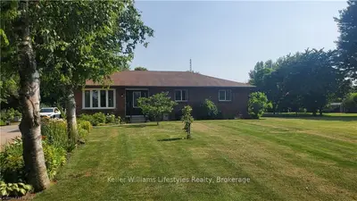 Detached in Bluewater