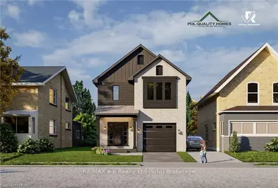 Detached in Stratford