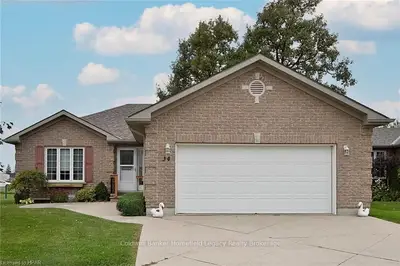 Detached in St. Marys