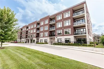 Condo Apartment in Stratford