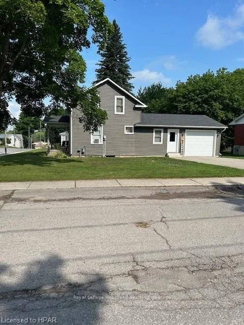 103 Victoria Street, North Huron, ON N0G 1E0