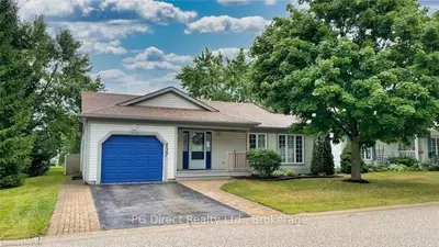 Detached in Centre Wellington