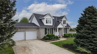 61 MCDONALD DRIVE, Huron East, ON, N0G 1H0