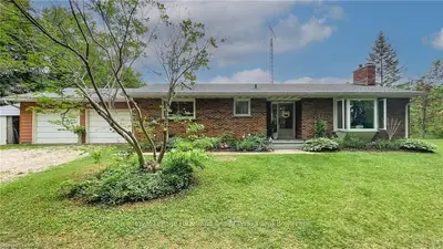 Detached in Chatsworth