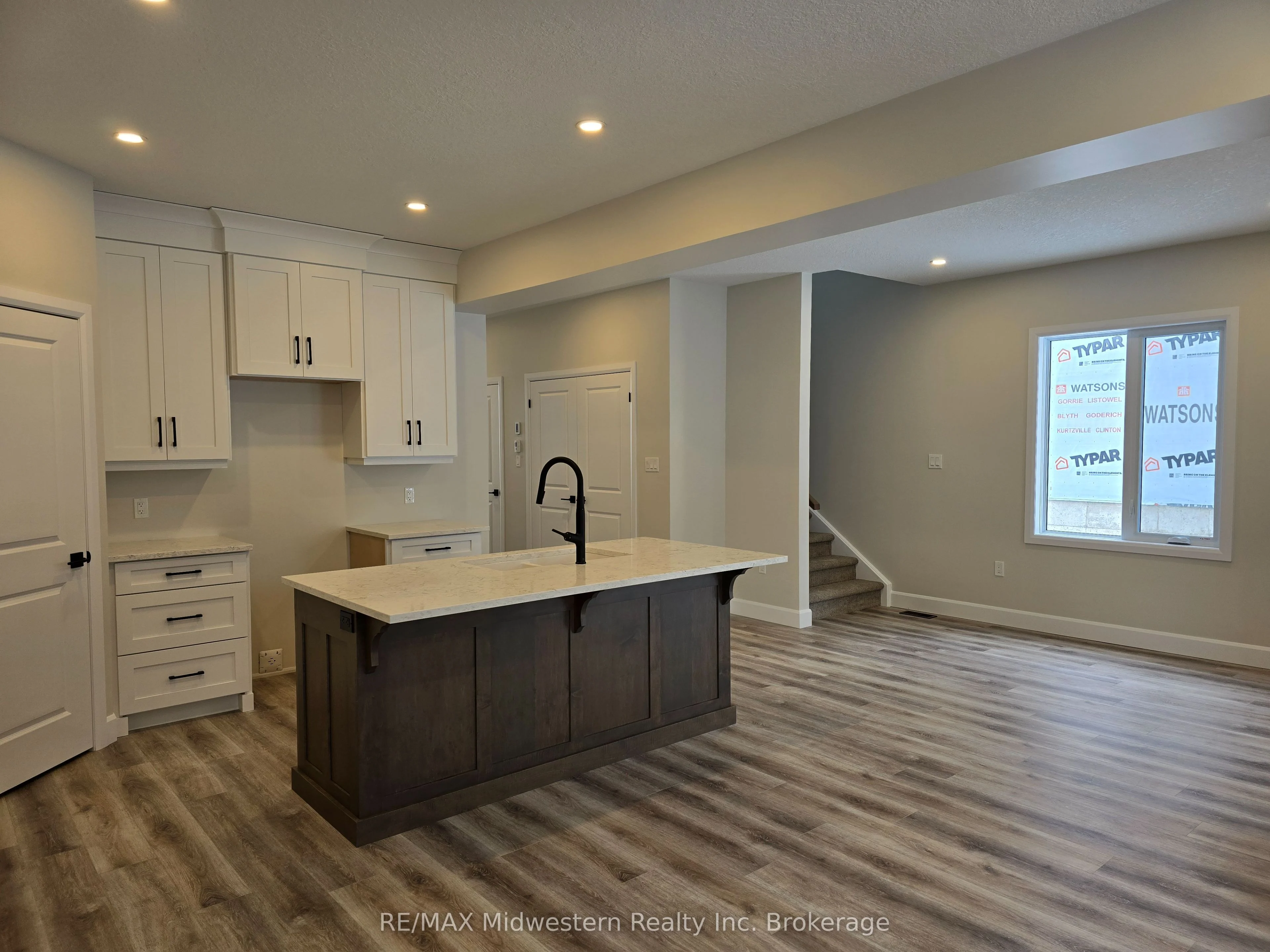 32 ROBERTS STREET , Huron East, ON N0K 1W0