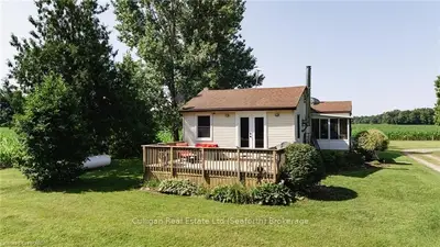 Detached in Southwest Middlesex