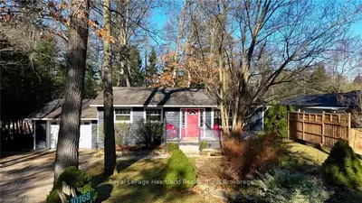 Detached in Lambton Shores