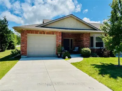 55 Bayfield Mews Lane, Bluewater, On N0m 1g0