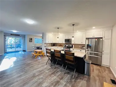 Detached in North Huron