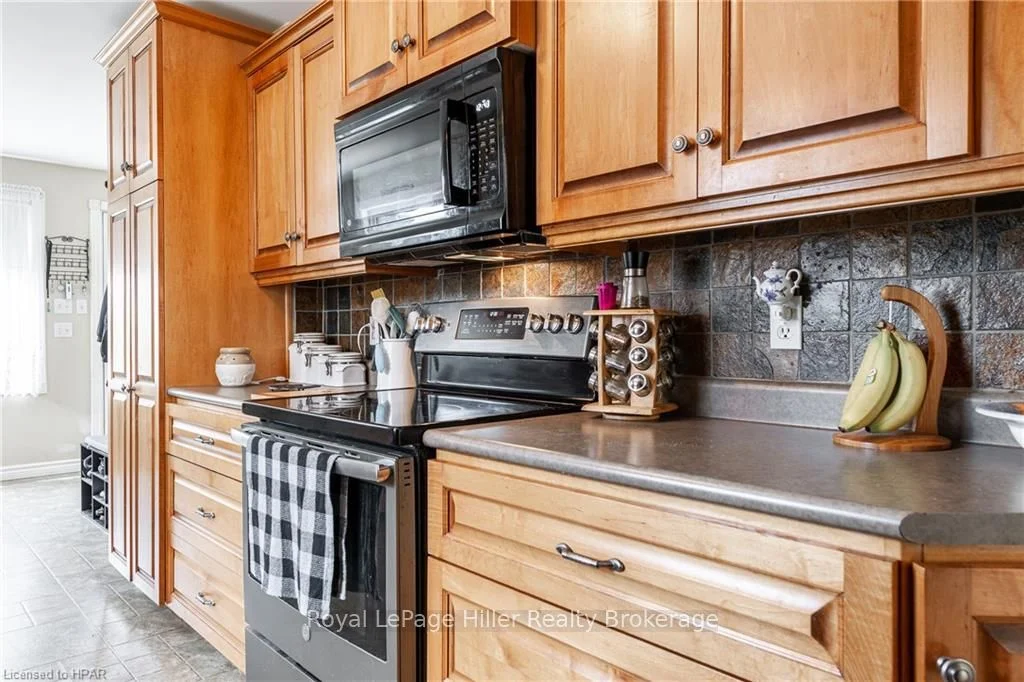 487 WEST GORE Street, Stratford, ON N5A 1L3