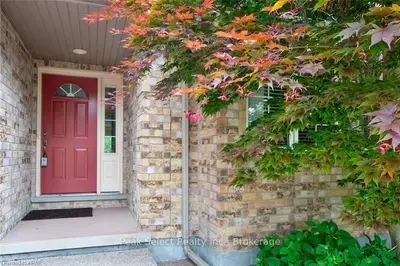 Detached in St. Marys