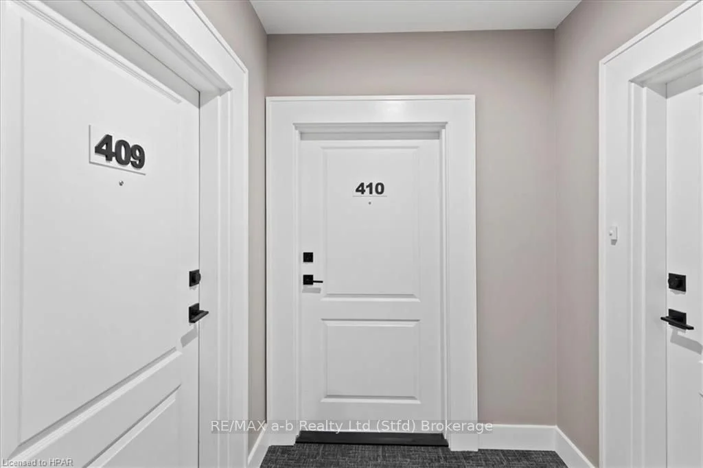 235 JOHN Street N 410, Stratford, ON N5A 0H9
