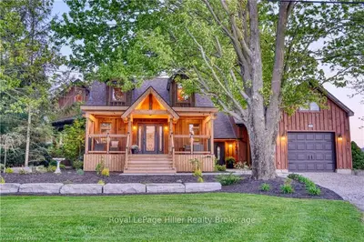 Detached in Stratford