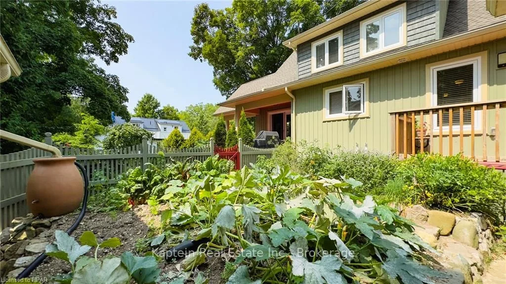 8 Bayfield Terrace, Bluewater, On N0m 1g0