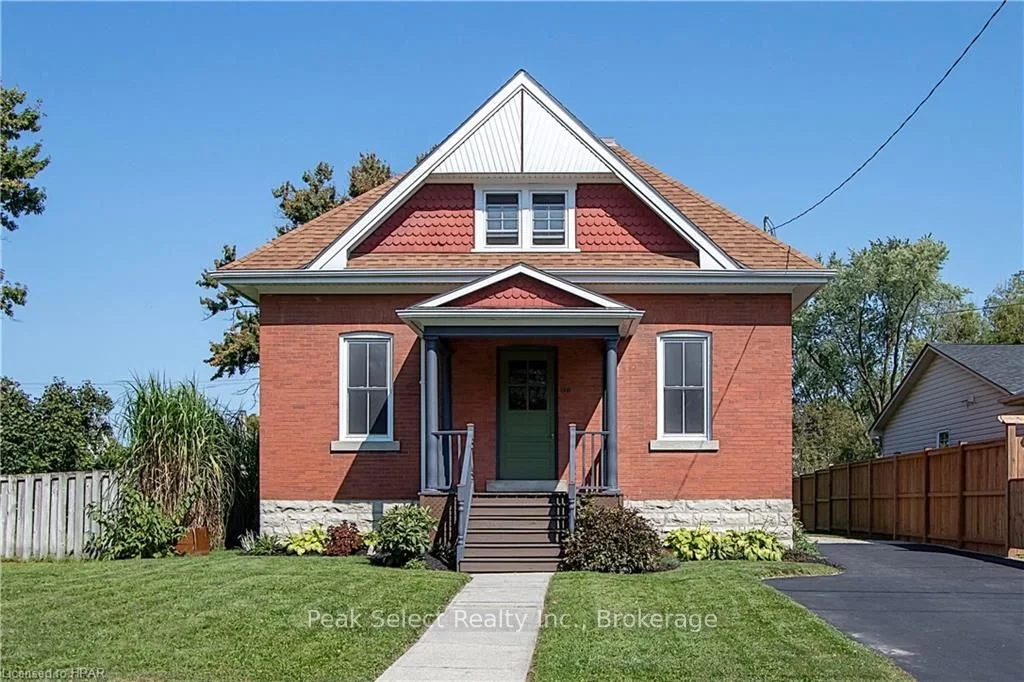 211 Jones Street W, St. Marys, On N4x 1a6