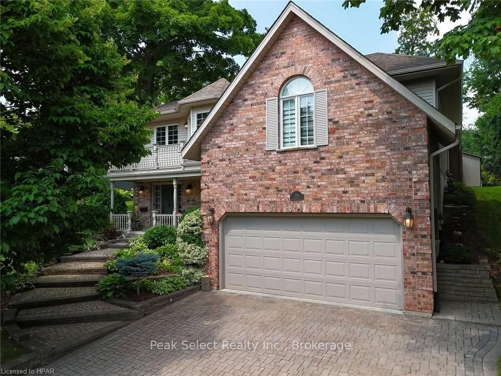 Detached in St. Marys