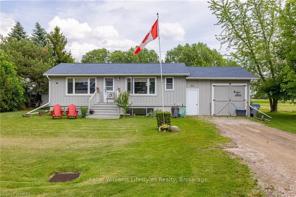 Detached in Bluewater