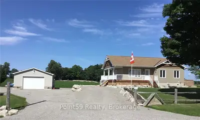 547 Malloy Road, Whitewater Region, On K0j 2l0