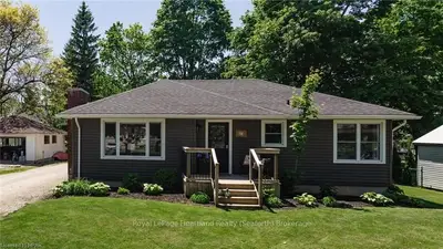 180 Rattenbury Street, Central Huron, On N0m 1l0