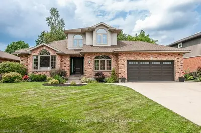 Detached in Stratford