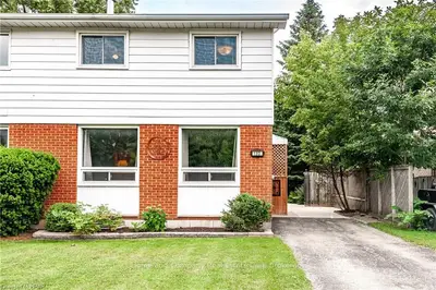 Semi-Detached in Stratford