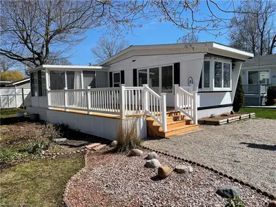 8 Iroquois Lane, Cramahe, On N7a 3y2
