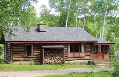 901 Mcrae Hay Lake Road 1, South Algonquin, On K0j 2m0
