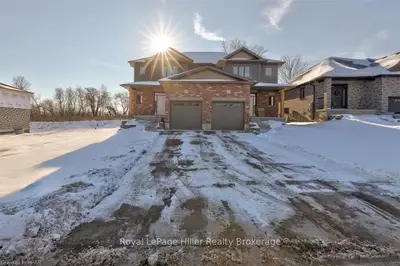 107 Pugh Street, Perth East, On N0k 1m0