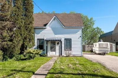 22 Frederick Street, Stratford, On N5a 3v4