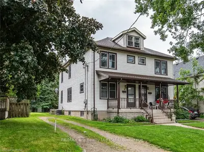 87 East Gore Street, Stratford, On N5a 3x4