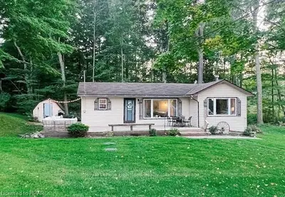 153 SENECA Street, Huron-Kinloss, ON N2Z 2X3