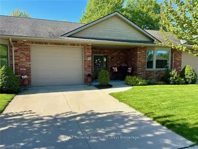 25 Bayfield Mews Lane, Bluewater, On N0m 1g0