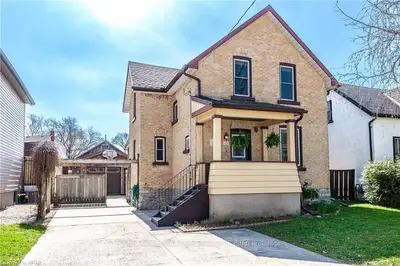 89 Dufferin Street, Stratford, On, N5a 2g7