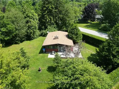 Detached in Bluewater
