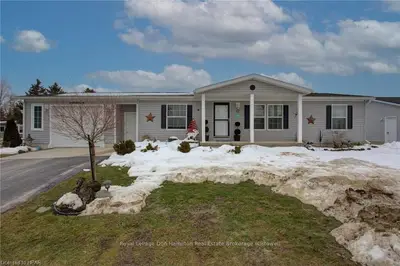 420 Tremaine Avenue S 17, North Perth, On N4w 3g9