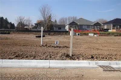 788&790 Bryans Drive, Huron East, On N0g 1h0