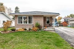 107 Kathryn Crescent, Stratford, On N5a 6w9