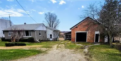 44697 Amberley Rd, Huron East, On, N4w 3g6