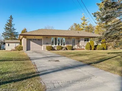 1 Kente Court, Quinte West, On K8r 1g2